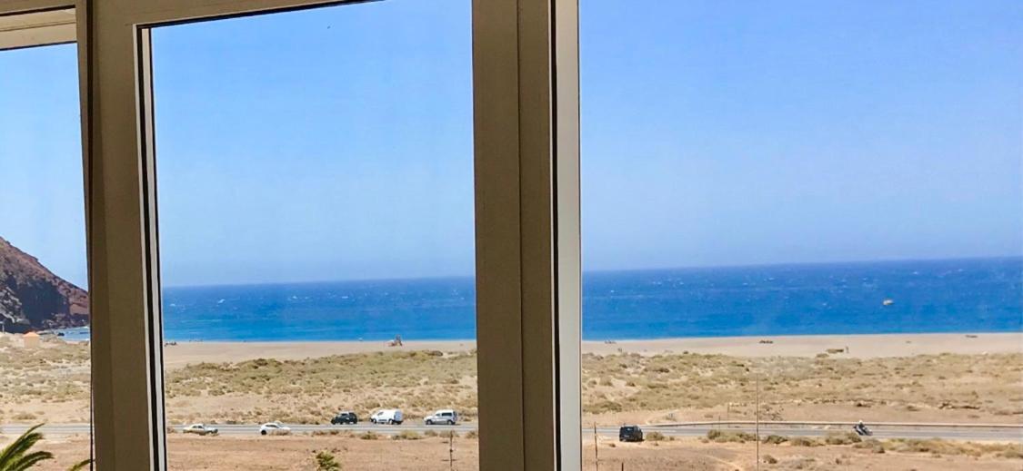فيلا Beautiful Renovated Beach House With Panoramic Seaviews La Tejita المظهر الخارجي الصورة