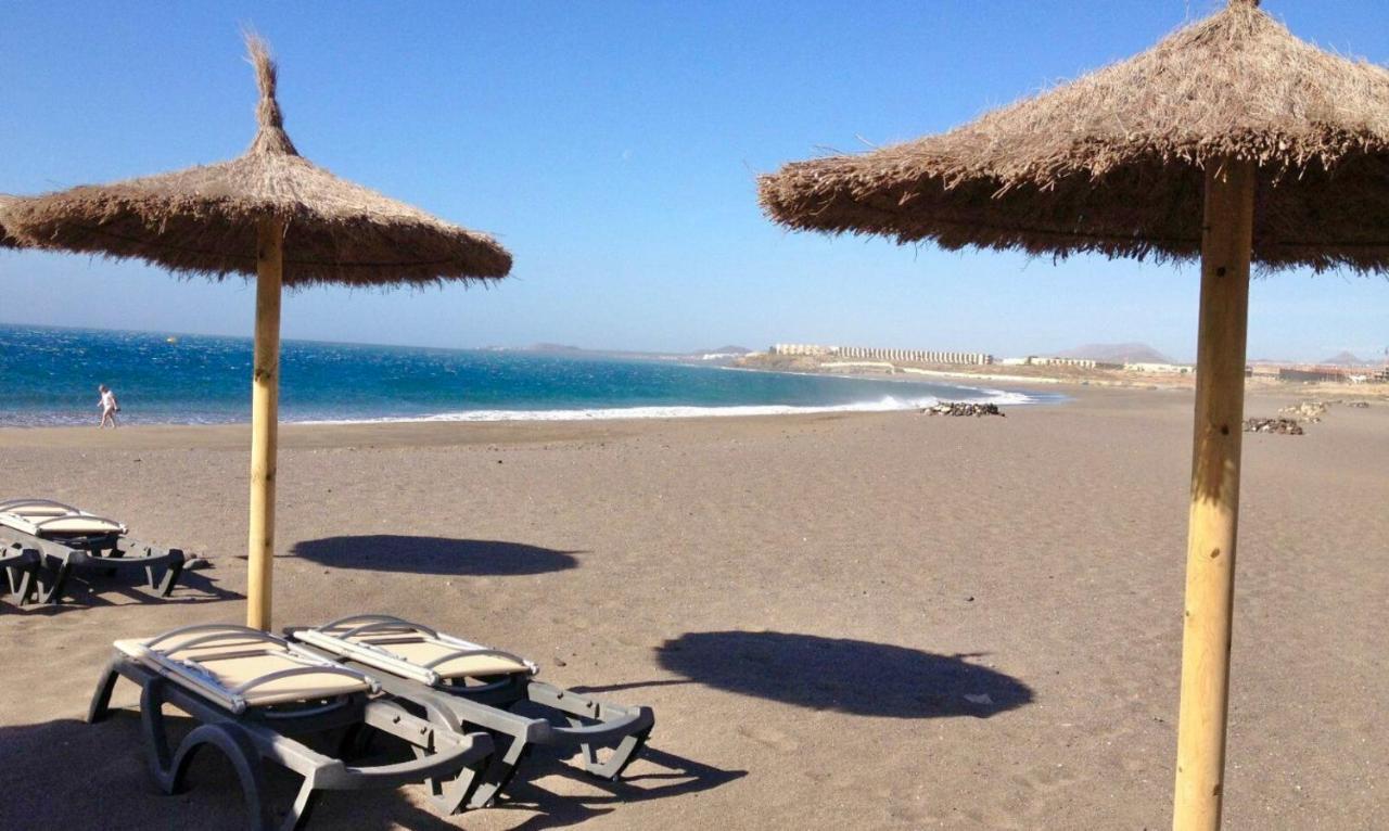 فيلا Beautiful Renovated Beach House With Panoramic Seaviews La Tejita المظهر الخارجي الصورة