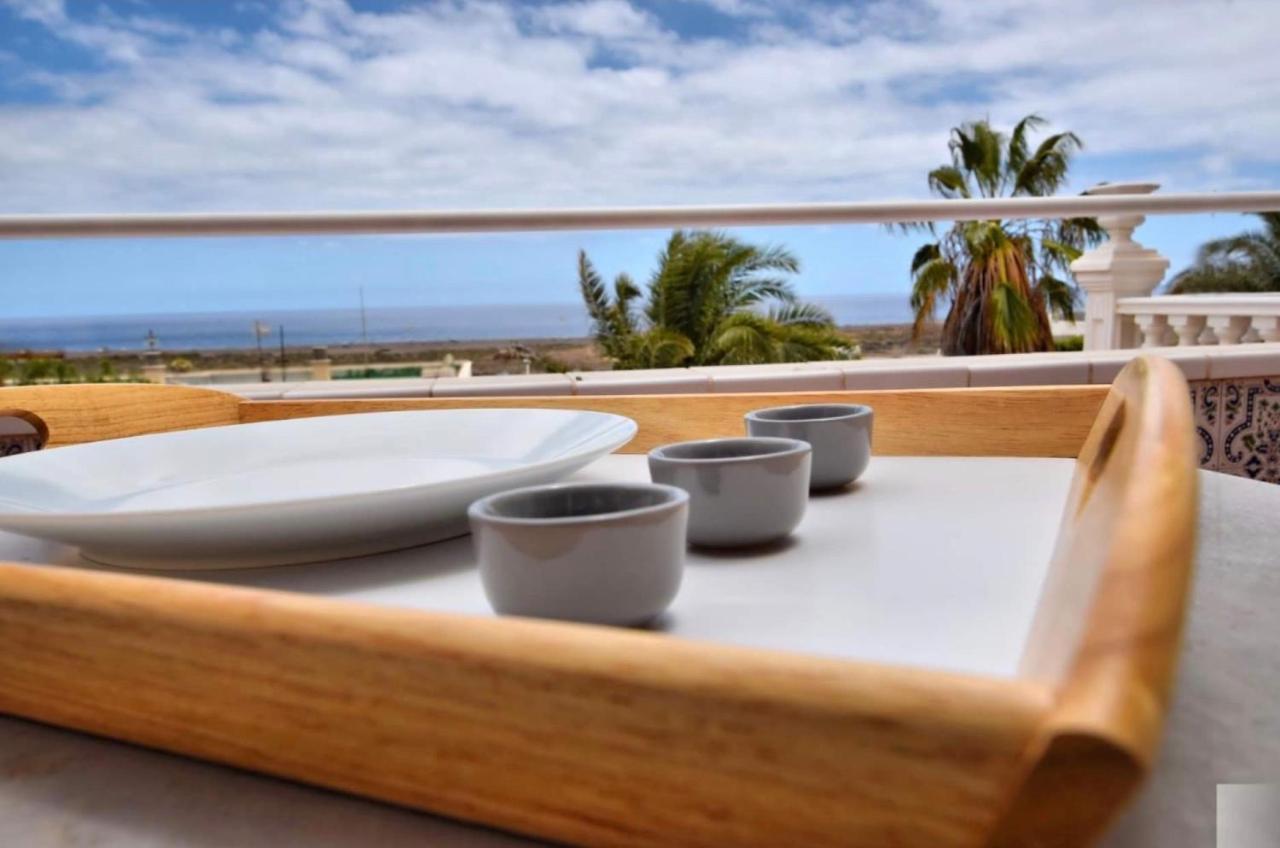 فيلا Beautiful Renovated Beach House With Panoramic Seaviews La Tejita المظهر الخارجي الصورة