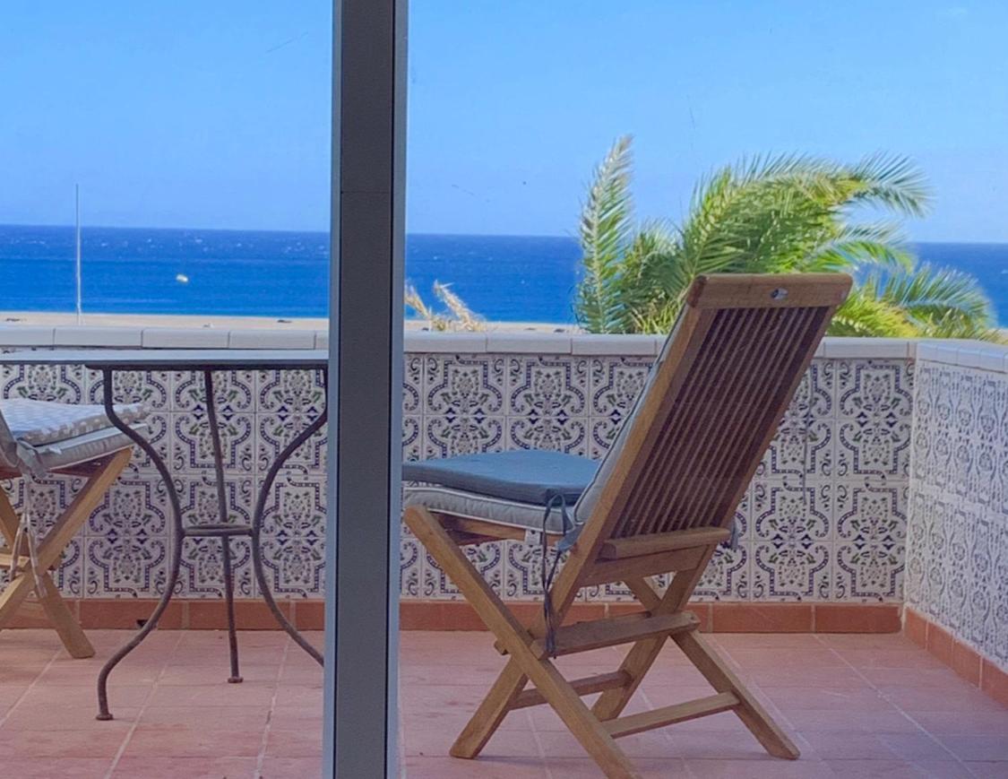 فيلا Beautiful Renovated Beach House With Panoramic Seaviews La Tejita المظهر الخارجي الصورة