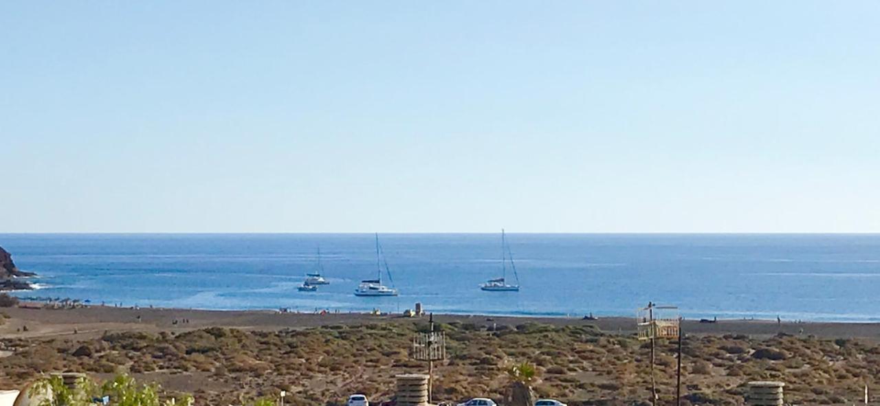 فيلا Beautiful Renovated Beach House With Panoramic Seaviews La Tejita المظهر الخارجي الصورة